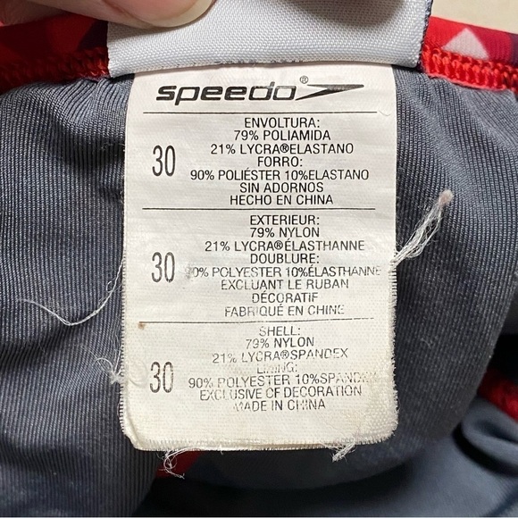 Speedo Swimsuit Women’s Size 30 Small Nano Fracture Flyback Swimsuit one piece - Picture 11 of 16